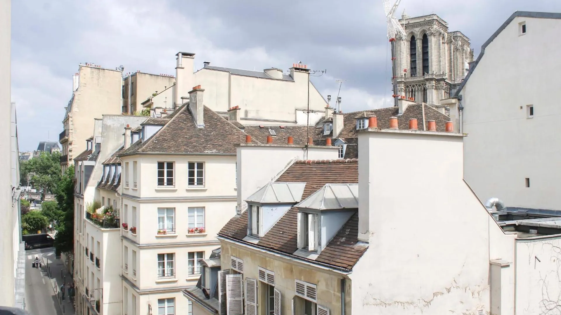 Charming T3 In The Center Of * París